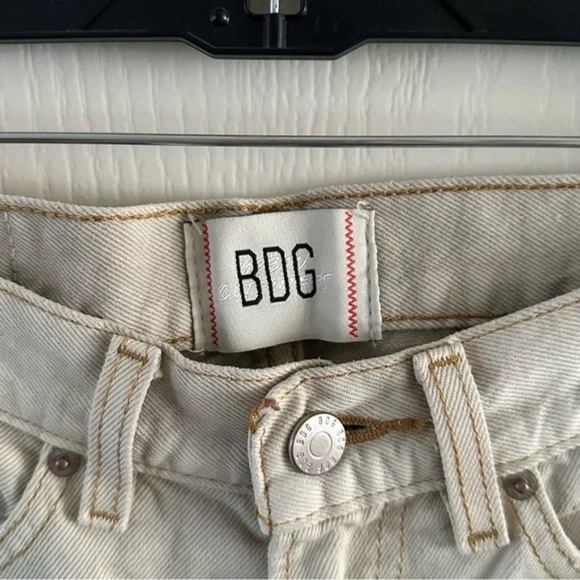 URBAN OUTFITTERS BDG High Waisted Cowboy Jeans in Cream - Picture 8 of 10